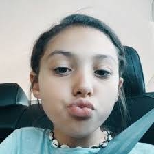 Kierra Warren's Instagram, Twitter & Facebook