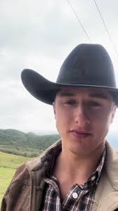 Celebrando el Año Nuevo con la Familia González