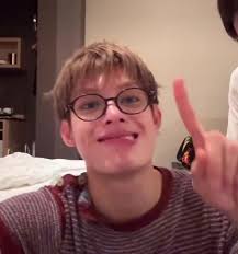 James Fanmeeting Cortis Shy