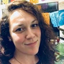 Araceli Thomas's Instagram, Twitter & Facebook