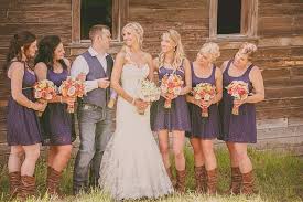 The barn has been a friendly face in the community. Country Wedding Jimmy Casi Photography At The Mcintosh Barn Burke Barn In Ellensburg Wa Black Bride Country Wedding Wedding