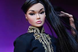 ⭐️ Poppy Parker ⭐️ Beach Date Poppy Parker // butterfly shoes made by  @the_janchor 🙌🏽❤️🙌🏽 . . #cutieerica #poppyparker #fashionroyalty  #integritytoys #dolls #nuface #nufacedoll #integritytoydolls #doll  #fashionroyaltydolls #asian #urban ...