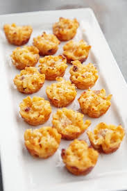 Sie möchten aus verschiedenen fingerfood rezepten ein kleines buffet mit häppchen zaubern und sind daher auf der suche nach einfachen fingerfood rezepten? 1001 Schnelle Und Einfache Fingerfood Ideen Und Rezepte Fingerfood Rezepte Fingerfood Happchen