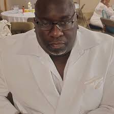 What are some R&B songs where a man begs a woman to stay?