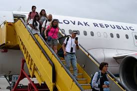 Flights with evacuees from Israel arrive in Slovakia and Czech Republic