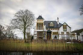 We meet luther in the present. Burgemeestersvilla Van Doodstil Het Verdwenen Groningen