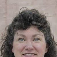 Vicki Piper's Instagram, Twitter & Facebook