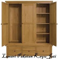Perlu kalian ketahui perbedaan antara kayu jati asli dengan jati belanda/jepara sangat berbeda. Ide Tempat Tidur Simple Sekaligus Lemari Pakaian Lemari Pakaian Kayu Jati Desain Lemari Pakaian Design Le Bedroom Cupboard Designs Cupboard Design Furniture