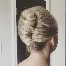 Here we give you 25 trendy french roll hairstyles, and how to do, style tips and more. 10 Of The Most Iconic 1950s Hairstyles To Recreate In 2021 Hair Com By L Oreal French Twist Hair 1950s Hairstyles Short Hair Updo