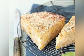 Faites Vous Plaisir Avec Notre Recette Du Gateau Moelleux Aux Coings Et Aux Noisettes Gateau Moelleux Recette Coing Coing