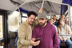 Hier liefern wir seit jahren kontinuierlich innovationen, die den markt verändern und das klassische fernsehen neu definieren. Neue Telekom Kampagne Mit Selbstironie Deutsche Telekom