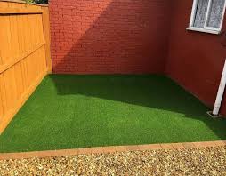 Laying artificial grass on concrete can be a great option for you because: Can You Lay Artificial Grass On Slabs Synthetic Turf On Paving
