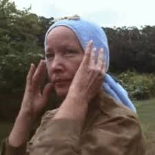 @NotLittleEdie's video Tweet