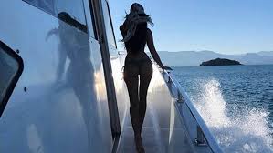 Estimated between 1863 and 1923. Sofia Bonelli 26 A La Que Mariana Nannis Llamo Prostituta Y Drogadicta Sale Con Caniggia 52 Claudio Caniggia Leyenda De 52 Anos Del Futbol Marca Com