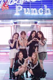 Pin By Mango Bunny On Kpop 3 In 2020 Punch Rocket Pink Punch