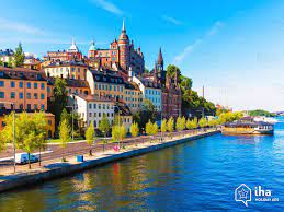 Svealand — svealand, die mittlere der drei historischen großlandschaften schwedens, zwischen götaland und norrland, umfasst 20 % der landfläche (mit den historischen provinzen södermanland. Vermietung Svealand In Einem Haus Fur Ihren Urlaub Mit Iha Privat