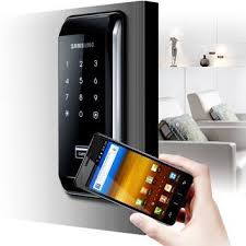 Paket pembelian kunci pintu digital/elektronik sudah termasuk handel pintu, nah berikut ini ada 9 kunci pintu rumah digital paling canggih versi ruang rumah kita: Kunci Pintu Digital Posts Facebook