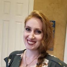 Amanda Munger's Instagram, Twitter & Facebook