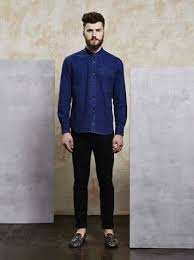 Black Jeans With Navy Denim Shirt Outfits For Men 44 Ideas Outfits Denim Shirt Shirts Black Skinny Jeans