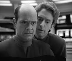 Ok, so hear me out. "Living witness " s4 ep 23. If the doctor (backup  doctor) left the planet more than 700 yrs after voyager. Could he  potentially be in the new