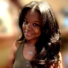 Danielle Chandler's Instagram, Twitter & Facebook