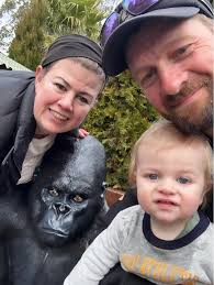 After beating cancer the first time, Boey unfortunately relapsed and was  diagnosed with stage 4 spinal cancer. Ty and the team come to renovate the  family home and relieve some of the