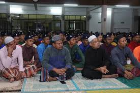 Pena falak ustaz hanafiah abd.razak. Kd Sultan Ismail On Twitter Ceramah Tahun Tahun Baru Mencari Keberkatan Umur Azam Tahun Baru Disampaikan Oleh Penceramah Jemputan Ybhg Ustaz Hj Hanafiah Bin Abdul Razak Imam Masjid Kota Iskandar Johor Bahru