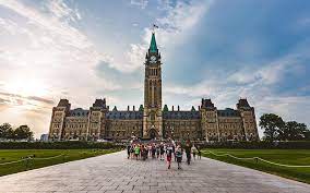 The population estimate was 18,063, as of 2019. Ottawa Canadian North