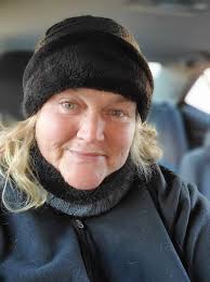 Help needed peeps!!! 🙏 Can we help this beautiful lady, yes we can🤞 Let's  see the power of FB work it's magic, share, share and share again ...