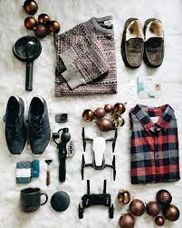 What to get a guy for christmas? 75 Gifts To Make Your Honey Happy 2018 Men S Christmas Gift Guide Champagne Macaroons