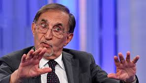 La Russa, le parole sul 25 aprile sono un caso: le reazioni e il chiarimento del presidente del Senato