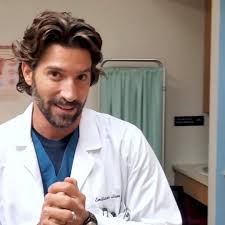 Necesito una chava que me llene el ojo y la mente, no solo el ojo o no solo la mente. 100 Dias Para Enamorarnos Emiliano Leon Facebook