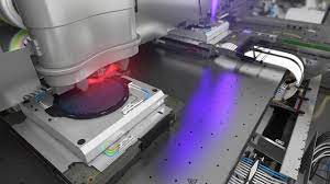 Asml is the world's leading provider of lithography systems, manufacturing complex. Measuring And Exposing A Wafer Inside The Twinscan Nxe 3400 Euv Lithography Machine Asml Youtube