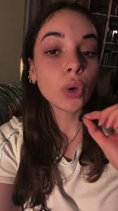 Ludovica L Al Contrario