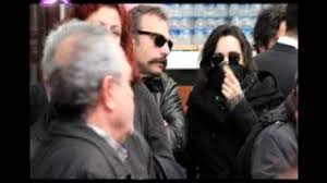Mithatcan özer and özgü namal are separated. Ozgu Namal Dugun Alisverisinde Yakalandi Youtube