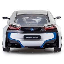 • parking the 2018 bmw 550i with a remote control! Bmw I8 Concept Remote Control Car 1 14 Scale Toyscentral
