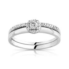Choisissez une bague de mariage en diamant ou en or, une alliance en platine ou une classique alliance de mariage en or : Epingle Sur Bagues