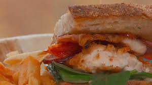Club Sandwich Aioli Et Chips Au Romarin Club Sandwich Chicken Masterchef Recipes Club Sandwich