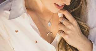 Shop hallmark for the biggest selection of greeting cards, christmas ornaments, gift wrap, home decor and gift ideas to celebrate holidays, birthdays, weddings and more. Jewellery Gift Cards From Michael Hill Buy And Redeem Online