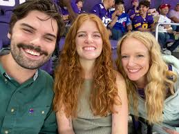 Andrea Sweeney (@AndreaJoyfully)