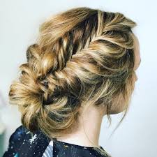 Last updated on may 21 2017. 33 Breathtaking Loose Updos That Are Trendy For 2021