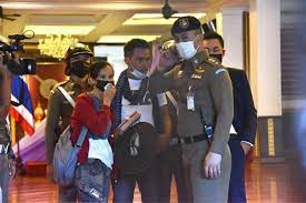 ล่าสุด นายไชย์พล วิภา ลุงของชมพู่ เปิดเผยว่า ตอนนี้บ้านคืบหน้าไปมากแล้ว ประมาณ 70% ตอนนี้เหลือปูพื้นบ้าน ทำฝ้าและทาสี ตนก็. Duwera2 V3jrzm