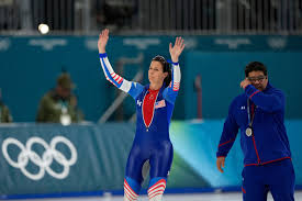US speedskater Brittany Bowe says goodbye to the Olympics with fiancée Hilary Knight in the stands