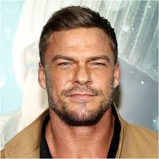 Alan Ritchson is in open war with a police organization that criticized his  comments about cops. Instead of apologizing, he's doubling down with some  very dumb comments about police officers. Shameful.