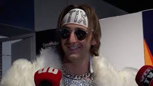 Now efendi makes the next move with a song dedicated to tix. H1hu6wsu9m6aem