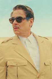 Renee Philippi's Instagram, Twitter & Facebook