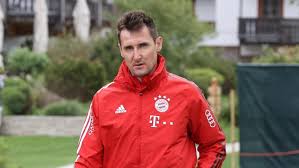 Miroslav klose (born june 9, 1978) is a professional football player who competes for germany in world cup soccer. Miroslav Klose Fortuna Dusseldorf Weltmeister Trainer Kandidat Fur Sommer Fc Bayern Munchen Sport Bild