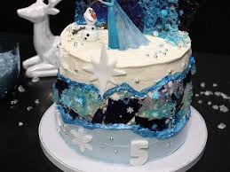 Gateau géant en forme d'olaf de la reine des neiges ! Gateau Reine Des Neiges Cerfdellier Le Blog