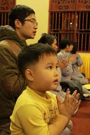 Đêm Giao thừa ấm áp thiêng liêng và ý nghĩa tại chùa Ba Vàng