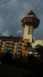 Complete audio/visual services available per request. Dinner With Friends At 7 Hills Revolving Restaurant Picture Of 7 Hills Revolving Restaurant Kampala Tripadvisor